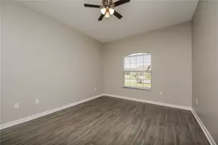 906 Mendoza Ln, Kissimmee, FL 34758 - Photo 13