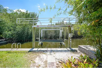 425 Fireball Court, Punta Gorda, FL 33950 - Photo 3