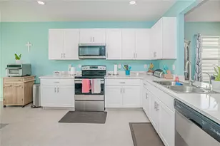 25292 E Lenox Cir, Punta Gorda, FL 33950 - Photo 5