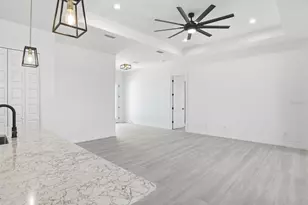 72 Tee View Rd, Rotonda West, FL 33947 - Photo 11