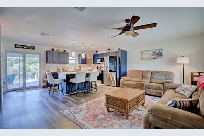 362 Parker Street NE, Lake Placid, FL 33852 - Photo 5