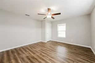 3637 Starboard Ave, North Port, FL 34287 - Photo 9