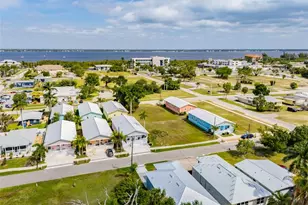 627 Fitzhugh Ave, Punta Gorda, FL 33950 - Photo 31