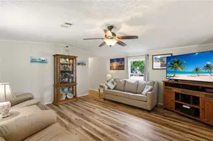 15 N Cardinal, Punta Gorda, FL 33950 - Photo 7