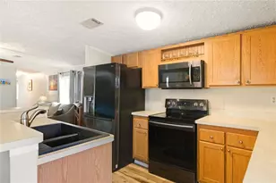 15 N Cardinal, Punta Gorda, FL 33950 - Photo 13