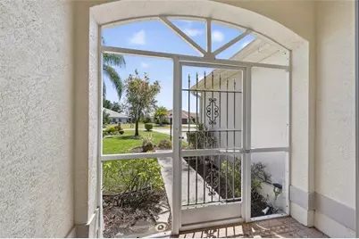 13440 SW Pembroke Circle N, Lake Suzy, FL 34269 - Photo 5