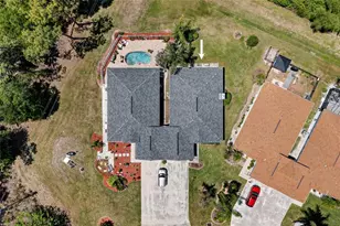 13440 SW Pembroke Cir N, Lake Suzy, FL 34269 - Photo 31