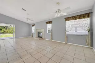 13440 SW Pembroke Cir N, Lake Suzy, FL 34269 - Photo 7