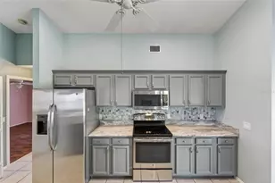 13440 SW Pembroke Cir N, Lake Suzy, FL 34269 - Photo 15