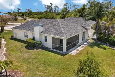 13440 SW Pembroke Circle N, Lake Suzy, FL 34269 - Photo 33