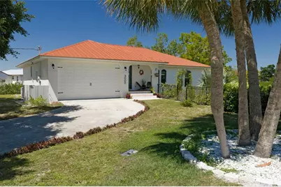 3000 Banyan Way, Punta Gorda, FL 33950 - Photo 1