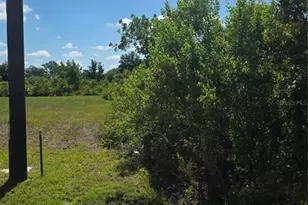 2094 Middle Terrace, Punta Gorda, FL 33983 - Photo 1