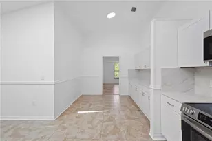 19723 Midway Blvd, Port Charlotte, FL 33948 - Photo 11