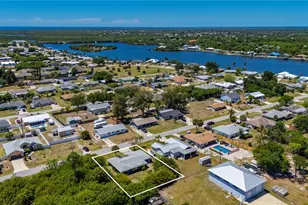 540 Grove Ave NW, Port Charlotte, FL 33952 - Photo 3