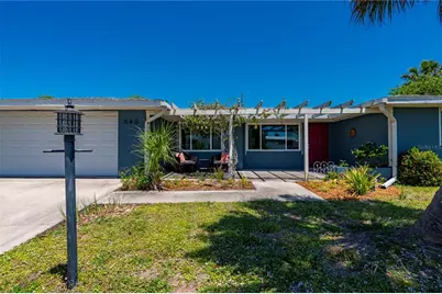 540 Grove Avenue NW, Port Charlotte, FL 33952 - Photo 3