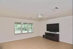 7132 Mikasa Dr, Punta Gorda, FL 33950 - Photo 5
