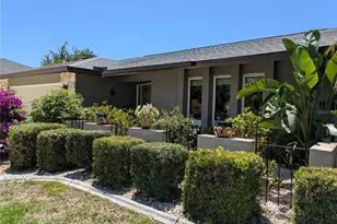 322 E Tarpon Blvd NW, Port Charlotte, FL 33952 - Photo 1