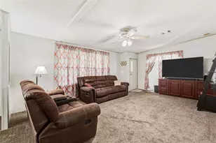 1586 NE Grapefruit St, Arcadia, FL 34266 - Photo 13