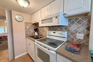 1475 Flamingo Dr, Englewood, FL 34224 - Photo 9