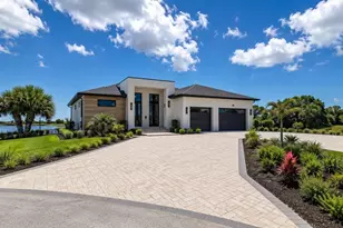 44 Sunflower Dr, Placida, FL 33946 - Photo 1