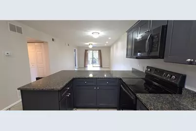 6033 34th Street W #136, Bradenton, FL 34210 - Photo 5
