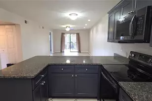 6033 34th Street W, Bradenton, FL 34210 - Photo 5