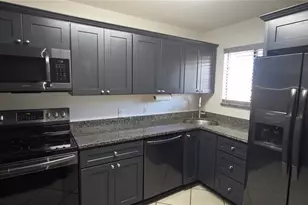 6033 34th Street W, Bradenton, FL 34210 - Photo 7
