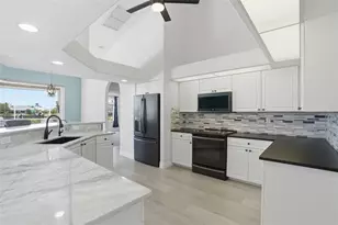 855 Pamela Dr, Punta Gorda, FL 33950 - Photo 15