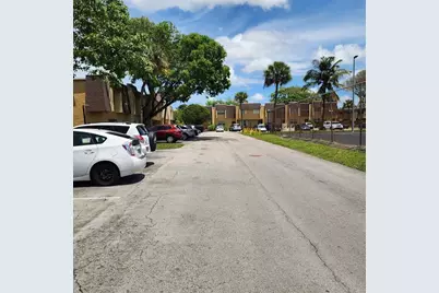 5733 Blueberry Court #119, Lauderhill, FL 33313 - Photo 5
