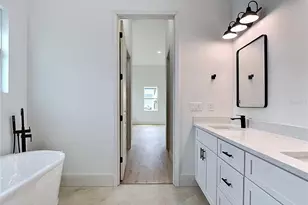 10262 Kingsville Dr, Port Charlotte, FL 33981 - Photo 23