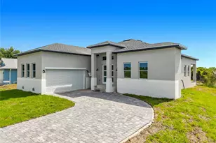 10262 Kingsville Dr, Port Charlotte, FL 33981 - Photo 1