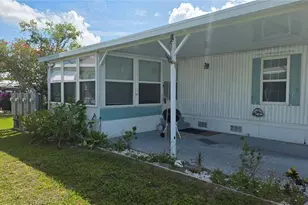 123 6th St, Punta Gorda, FL 33982 - Photo 5