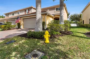 3719 Crofton Court, Fort Myers, FL 33916 - Photo 3