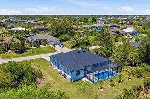 8105 Antwerp Cir, Port Charlotte, FL 33981 - Photo 31