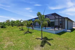 8105 Antwerp Cir, Port Charlotte, FL 33981 - Photo 25