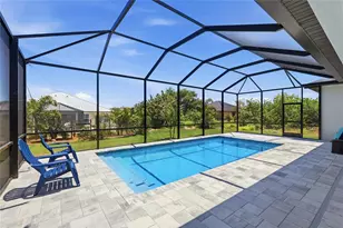 8105 Antwerp Cir, Port Charlotte, FL 33981 - Photo 23