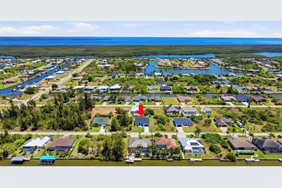 8105 Antwerp Circle, Port Charlotte, FL 33981 - Photo 37
