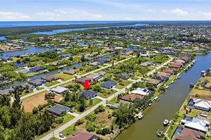 8105 Antwerp Cir, Port Charlotte, FL 33981 - Photo 35