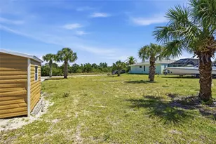 18319 Arapahoe Cir, Port Charlotte, FL 33948 - Photo 39