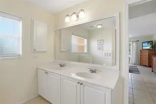 18319 Arapahoe Cir, Port Charlotte, FL 33948 - Photo 19