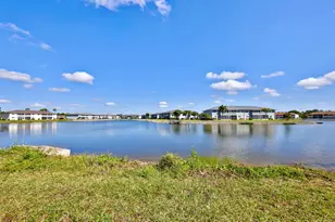 12538 SW Kingsway Cir, Lake Suzy, FL 34269 - Photo 7