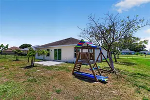 25174 Alcazar Dr, Punta Gorda, FL 33955 - Photo 31