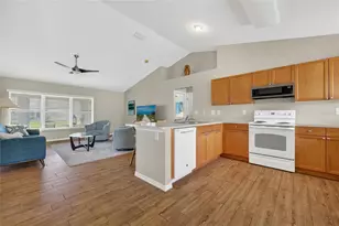 421 Londrina Dr, Punta Gorda, FL 33983 - Photo 15
