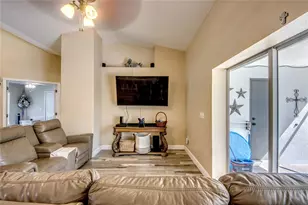2613 SW 7th Pl, Cape Coral, FL 33914 - Photo 5