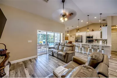 2613 SW 7th Place, Cape Coral, FL 33914 - Photo 3