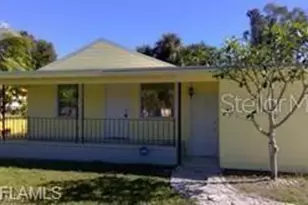 1847 Henderson Ave, Fort Myers, FL 33916 - Photo 1