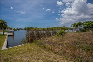 15400 Alcove Cir, Port Charlotte, FL 33981 - Photo 41