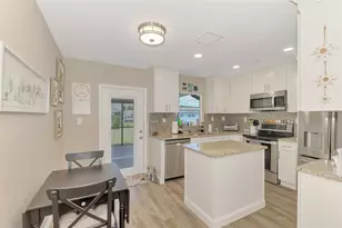 13420 Romford Ave, Port Charlotte, FL 33981 - Photo 11