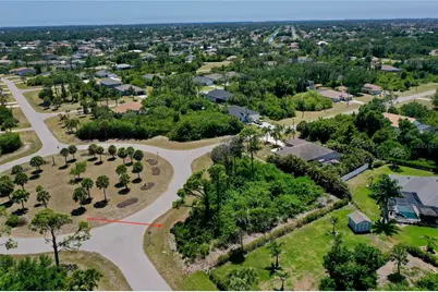 125 Australian Drive, Rotonda West, FL 33947 - Photo 5