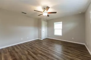 4208 Wall Ln, North Port, FL 34287 - Photo 9